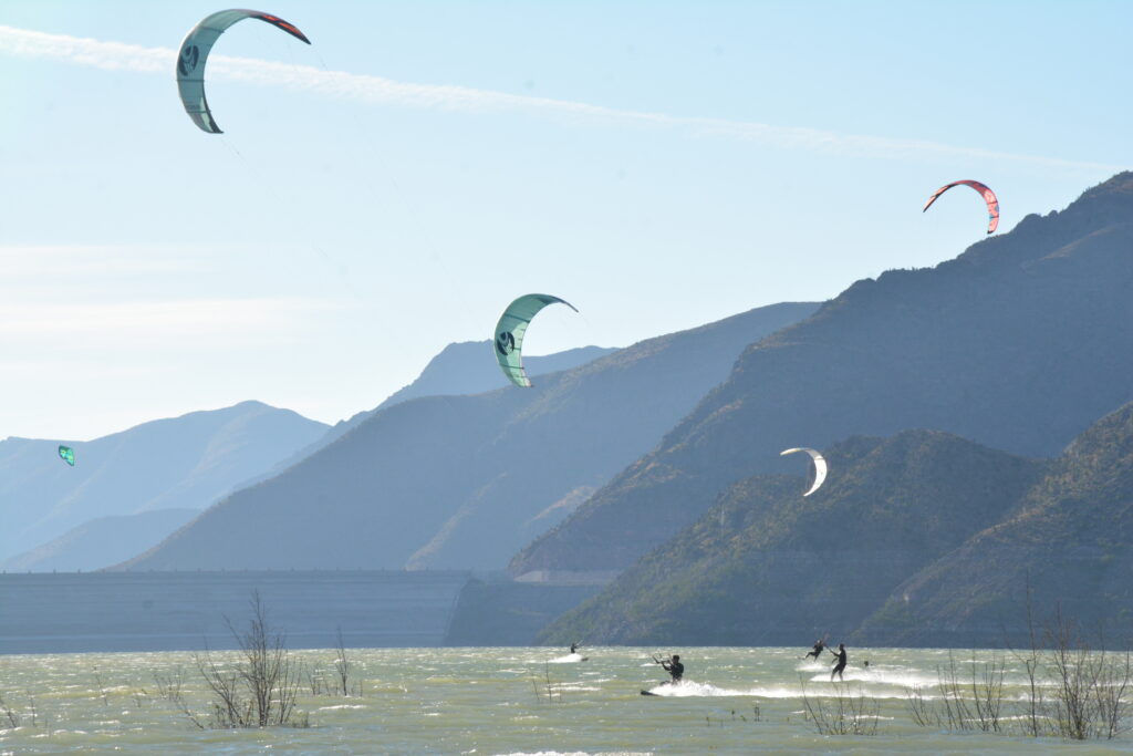 KITE EN EMBALSE PUCLARO