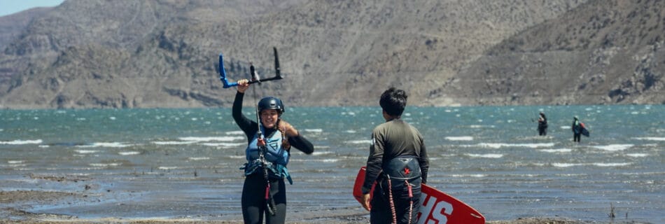 Riders using the kite rental service in Chile, Puclaro Kitesurfing