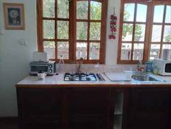 Cocina de la Cabaña de Olivares en el pueblo de Puclaro, Valle de Elqui